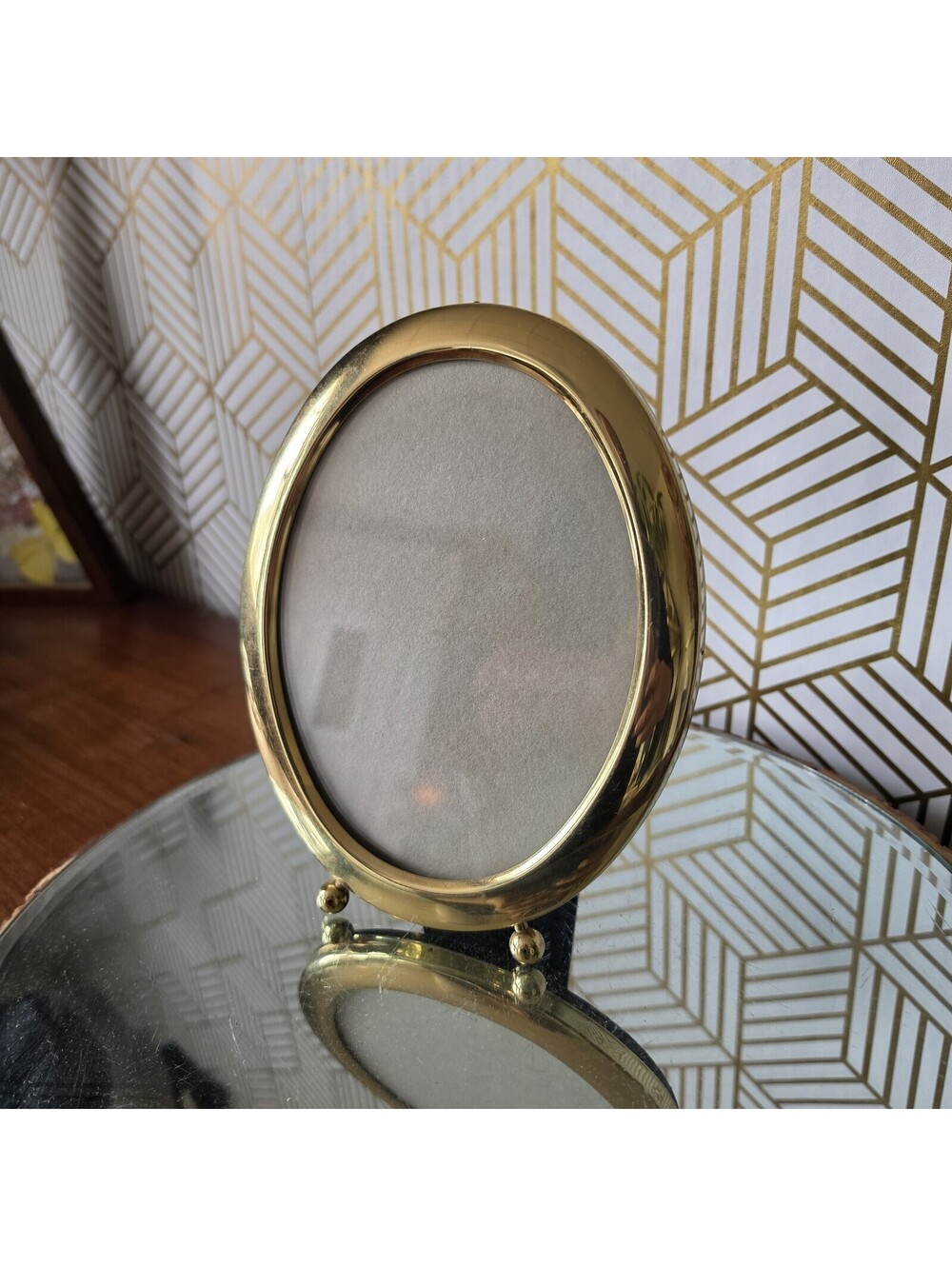 Vintage Oval Solid Brass Footed Picture Frame 6x8 Pressure Back Easel Frame